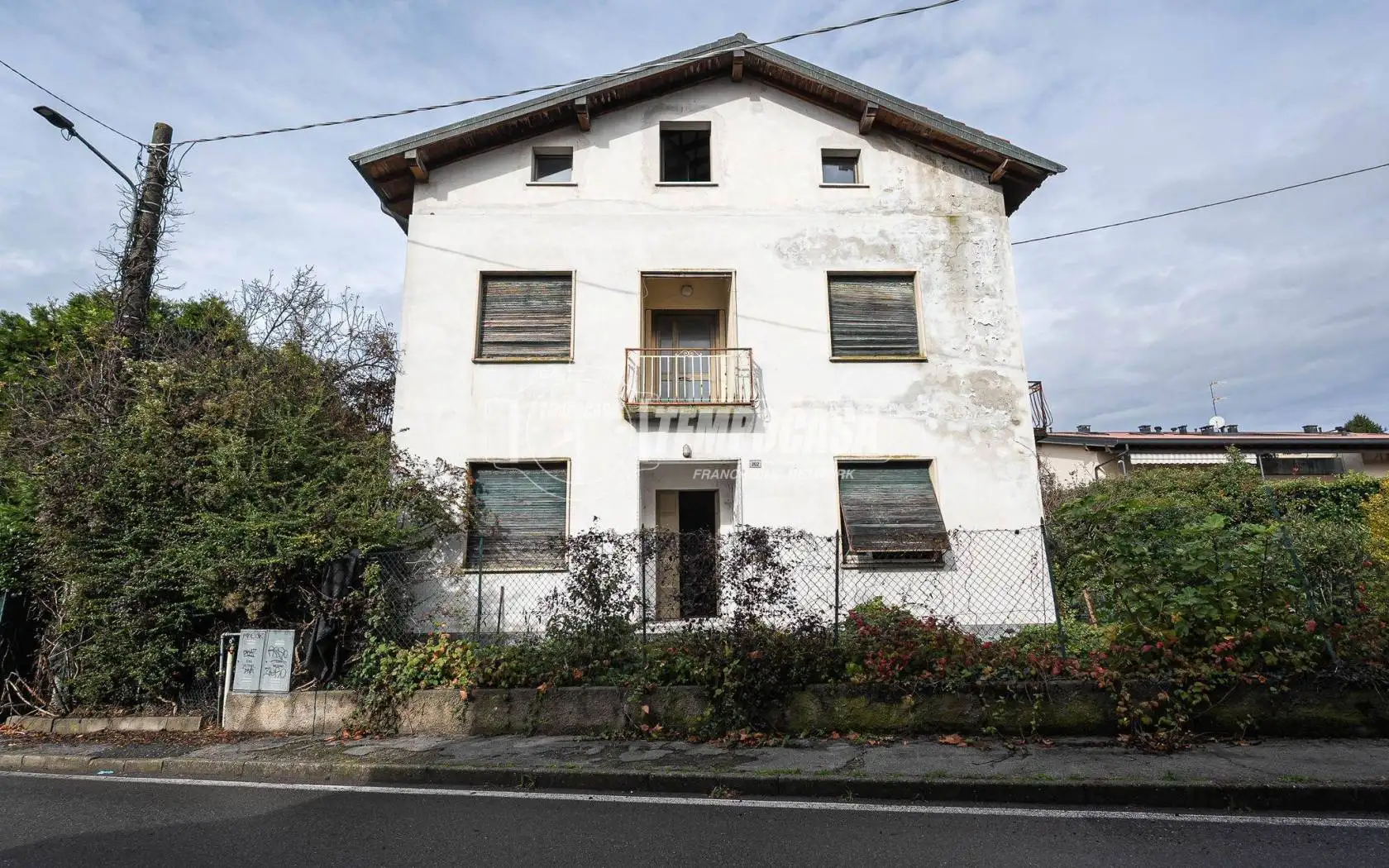 Villa bifamiliare via P. Giovio 302, Centro, Alzate Brianza - foto 3