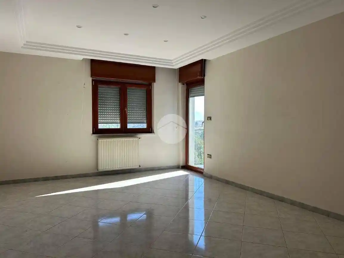 Trilocale via casacelle 154, Casacelle - Arco Sant'Antonio, Giugliano in Campania - foto 4