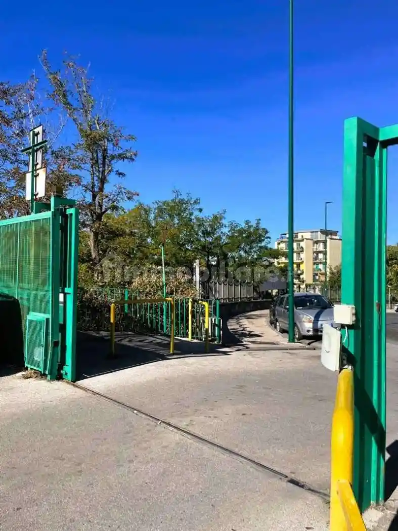 Trilocale via MICHELANGELO DA CARAVAGGIO, Fuorigrotta, Napoli - foto 2