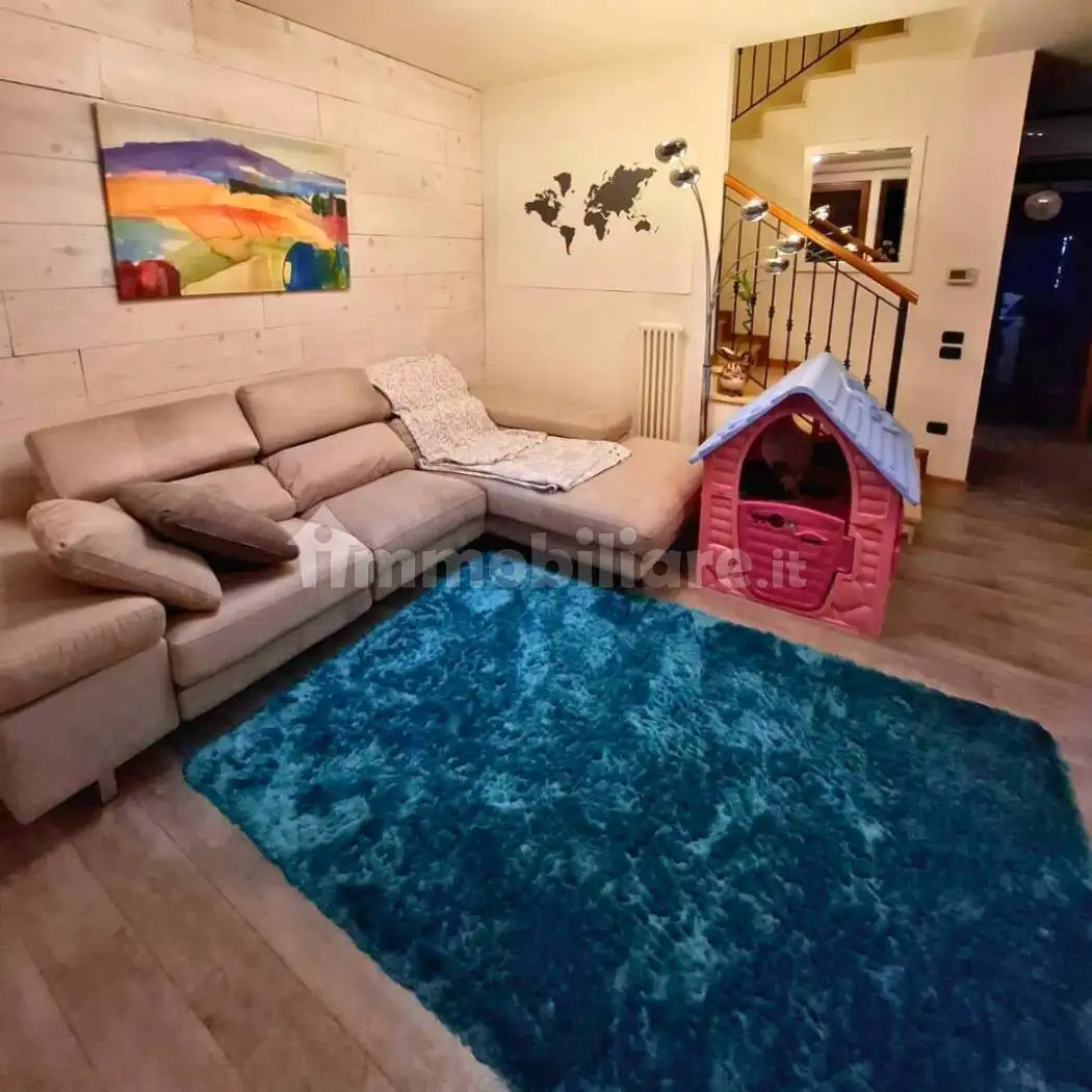 Villa a schiera via Chiodare 13, Centro, Due Carrare - foto 4