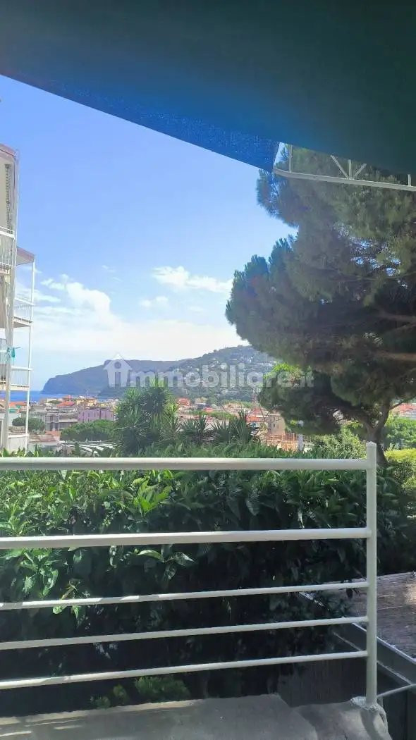 Appartamento in vendita a Spotorno