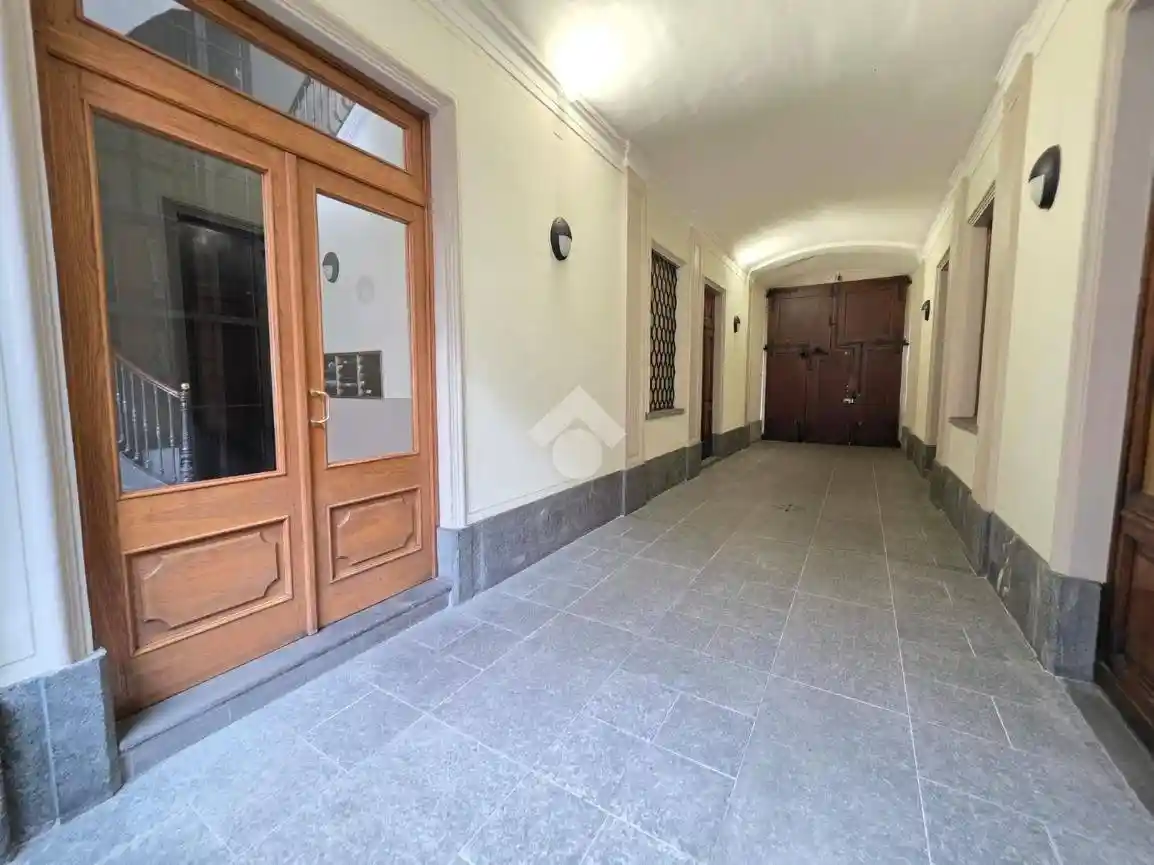 Appartamento via San Quintino 24, Piazza Solferino, Torino - foto 4