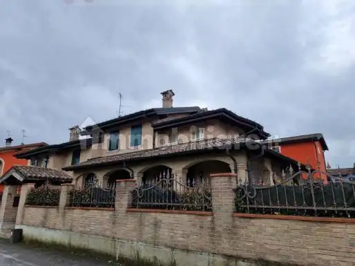 Villa in asta a Bonemerse
