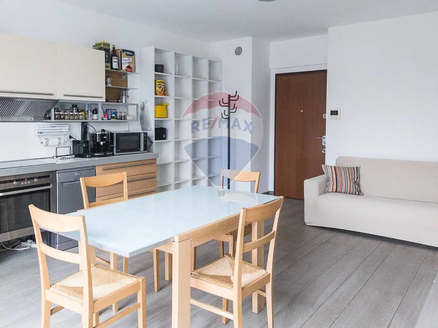 Bilocale via Risorgimento 5/A, Semicentro, Vimercate - foto 2