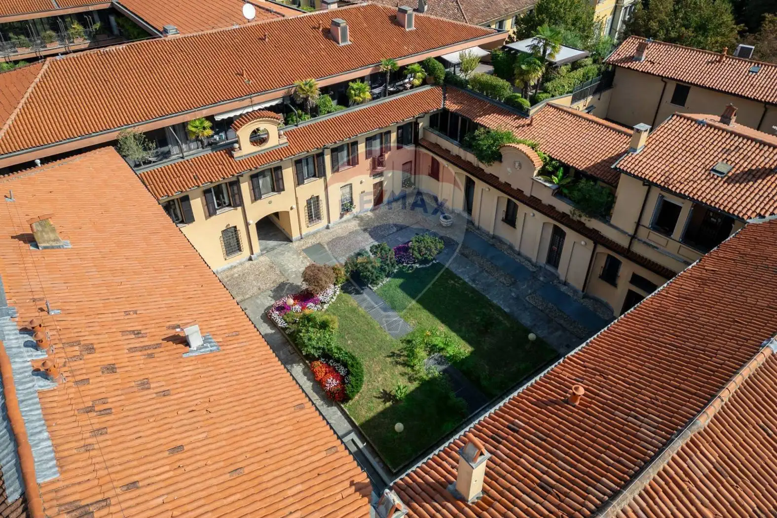 Appartamento via Camillo Benso Conte di Cavour 35, Centro, Cernusco sul Naviglio - foto 2