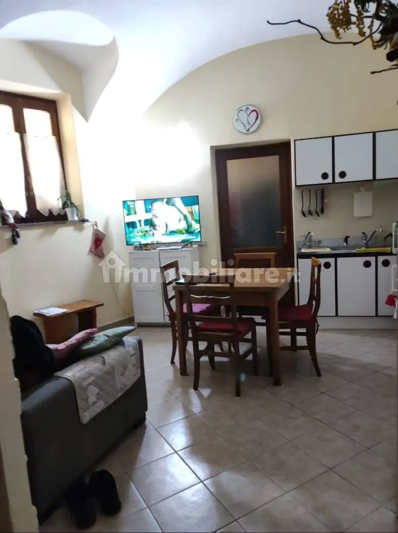 Bilocale piazza 4 Novembre, Centro, Cuvio - foto 3