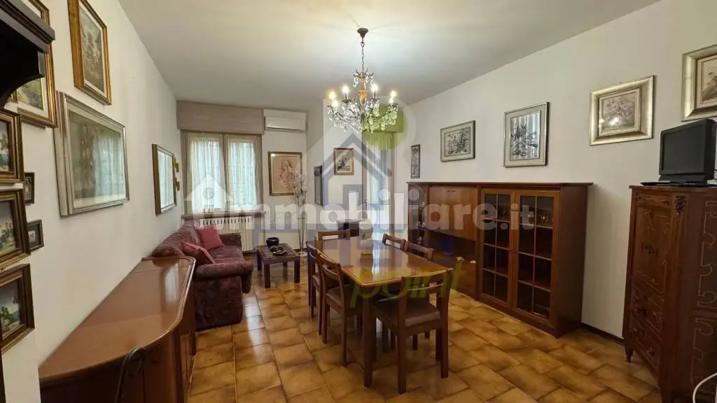 Trilocale via Carlo Albino, Centro, Codogno - foto 4