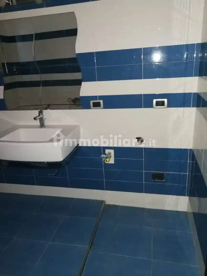 Trilocale buono stato, piano rialzato, Piazza Genova, Alessandria - foto 5