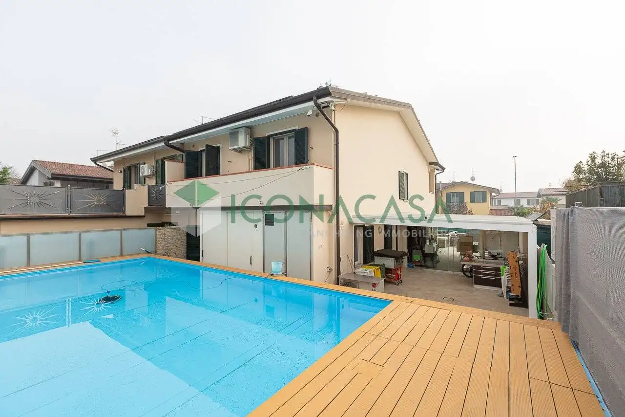 Villetta a schiera in vendita a Ricengo