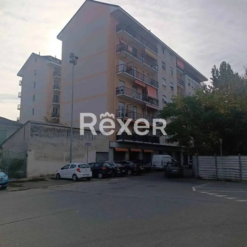 Trilocale via Maggiorino Ferraris, 28, Centro, Acqui Terme - foto 2