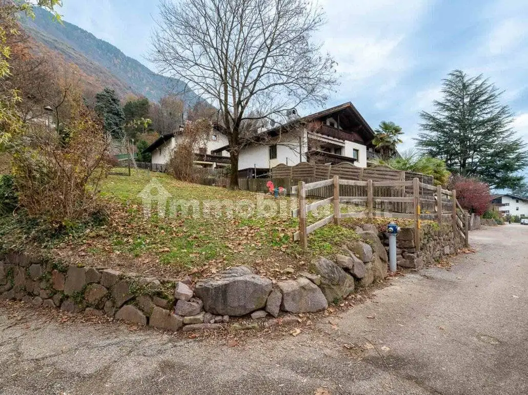 Casa indipendente in vendita a Postal