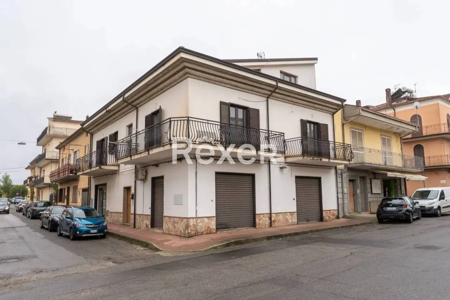 Casa indipendente in vendita a Spezzano Albanese