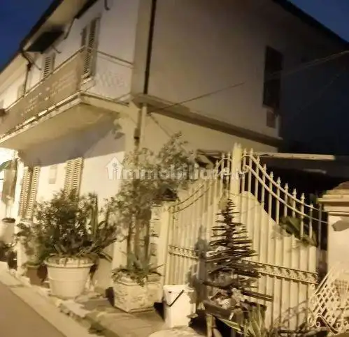 Villetta a schiera in vendita a Pontedera