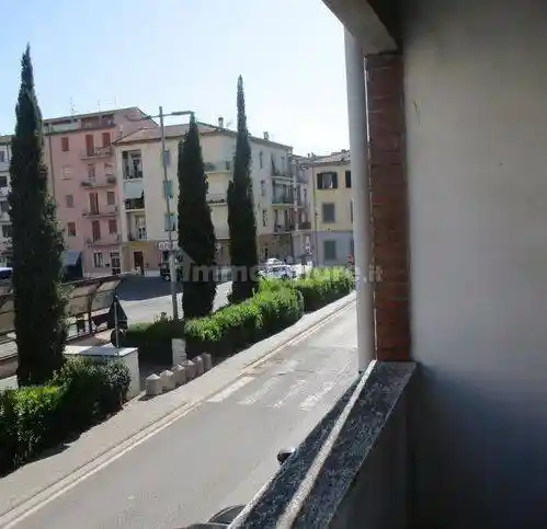 Trilocale via Vittorio Veneto, Centro, Pontedera - foto 3