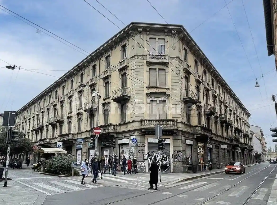 Trilocale ottimo stato, sesto piano, Paolo Sarpi, Milano - foto 2