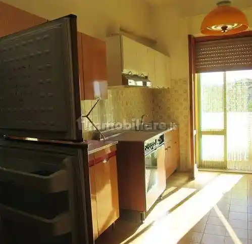 Quadrilocale viale Della Libertà 23, Centro, Cupramontana - foto 4