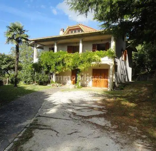 Villa in vendita a Cupramontana
