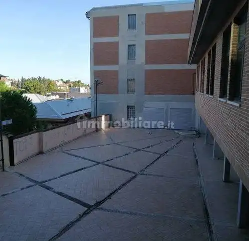 Appartamento in vendita a Jesi