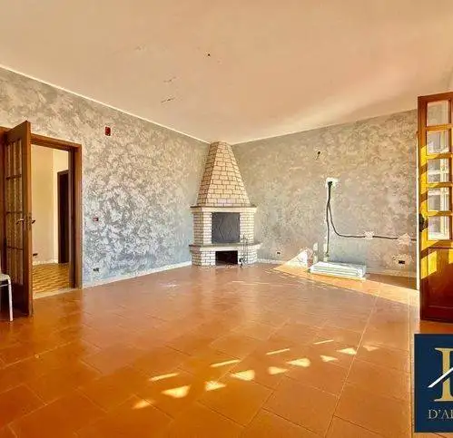 Appartamento in vendita a Taranto