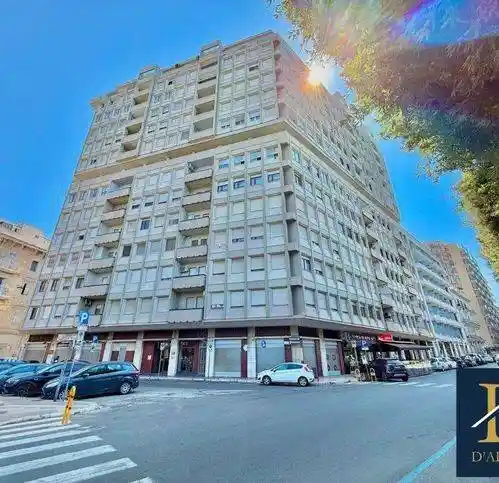 Appartamento in vendita a Taranto