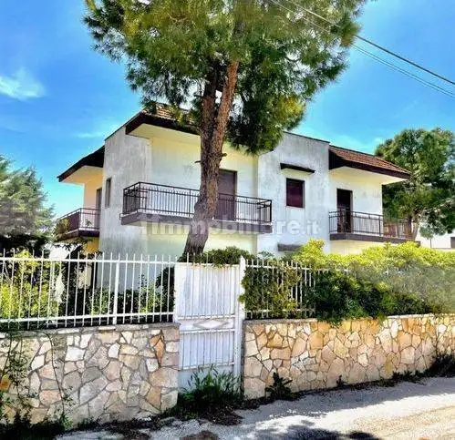 Villa in vendita a Taranto