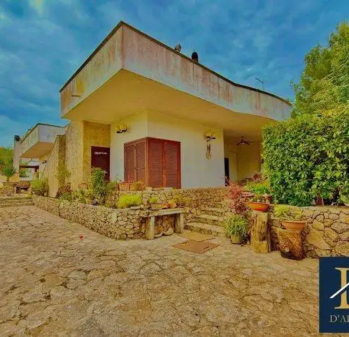 Villa in vendita a Pulsano