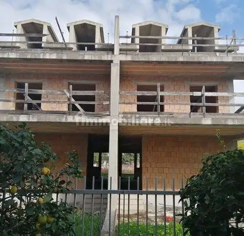 Villa in vendita a Mondragone