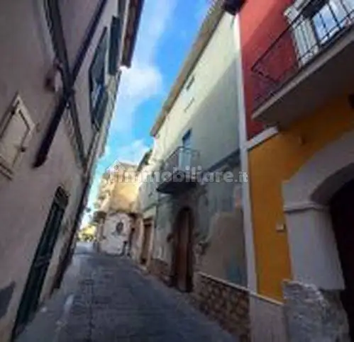 Appartamento in vendita a Mondragone