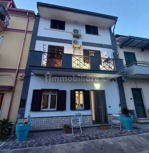 Villa in vendita a Mondragone