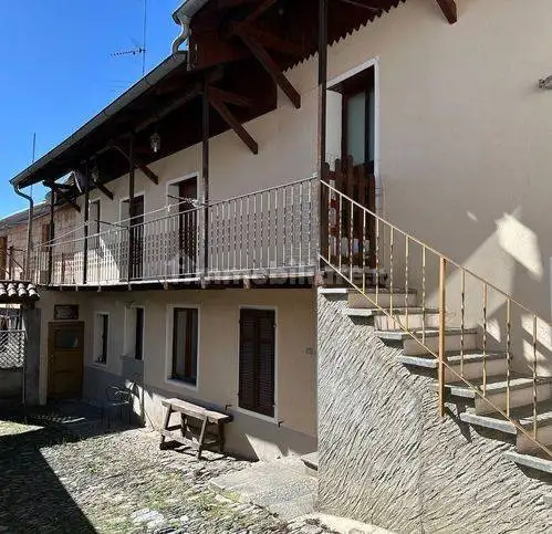 Palazzo - Edificio in vendita a Trarego Viggiona