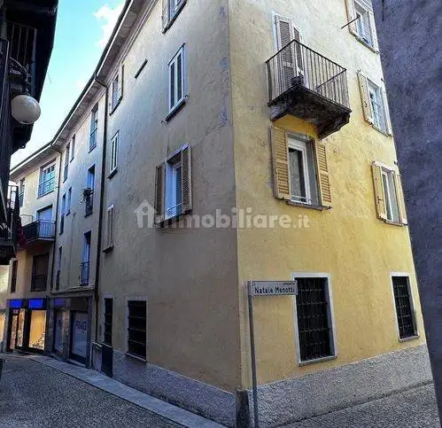 Villa in vendita a Verbania