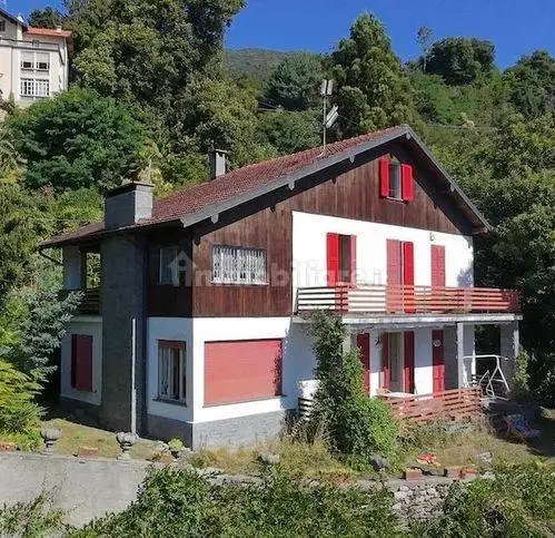 Villa in vendita a Oggebbio