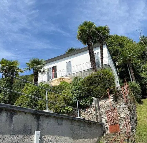 Villa in vendita a Oggebbio