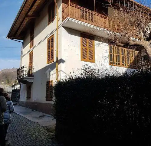 Villa in vendita a Valchiusa