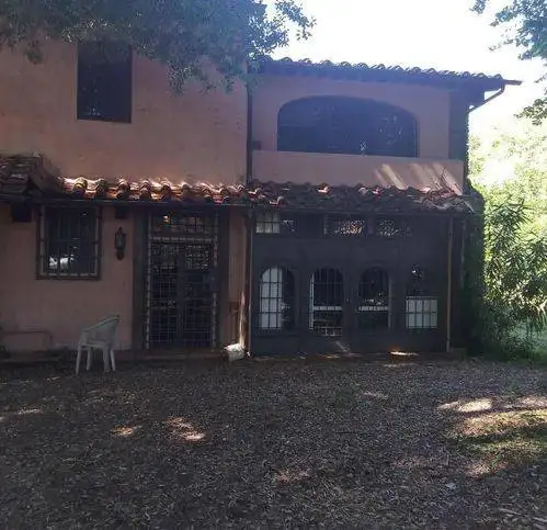 Rustico - Casale in vendita a San Giuliano Terme