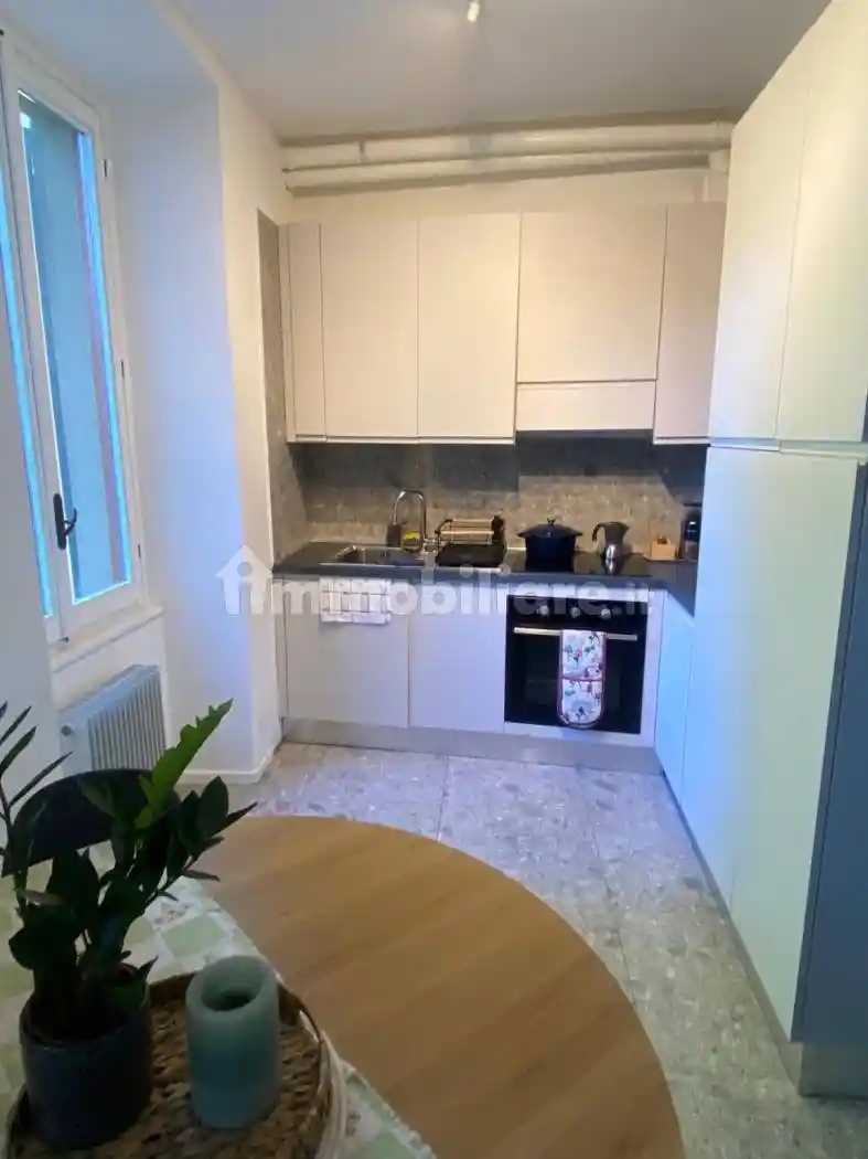 Bilocale via Indipendenza 84, Centro Storico, Como - foto 5