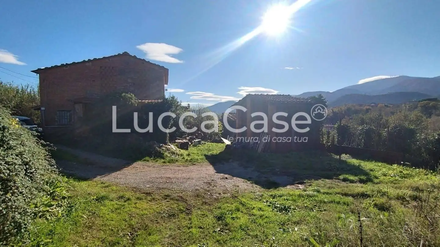 Rustico - Casale in vendita a Capannori