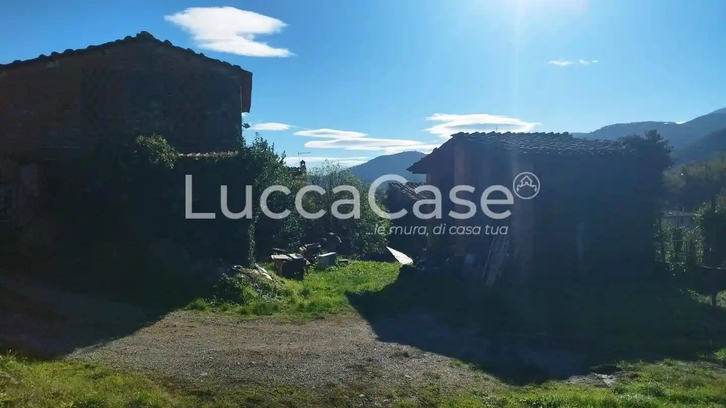 Rustico via dei Preti,  7, Massa Macinaia - San Leonardo, Capannori - foto 2