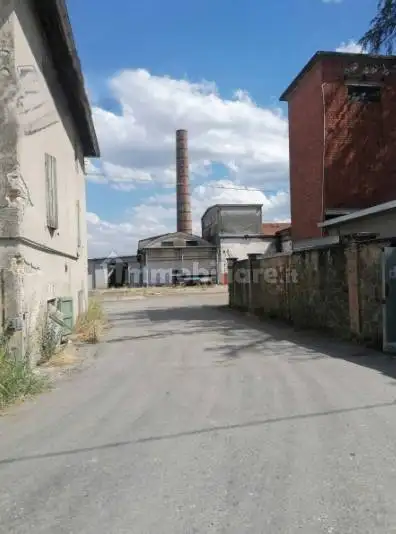 Palazzo - Stabile in asta a Parma