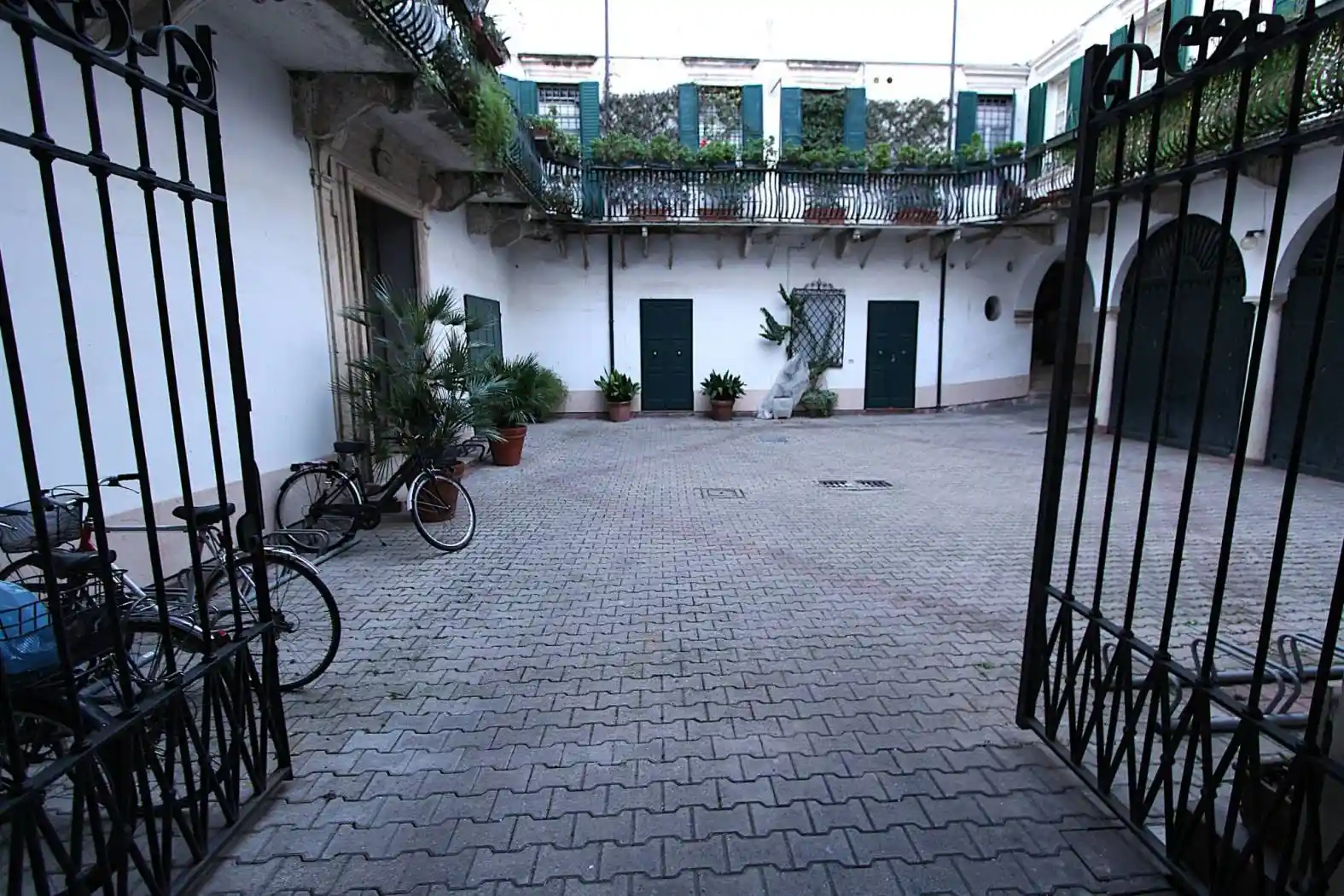 Appartamento ottimo stato, su più livelli, Veronetta, Verona - foto 2