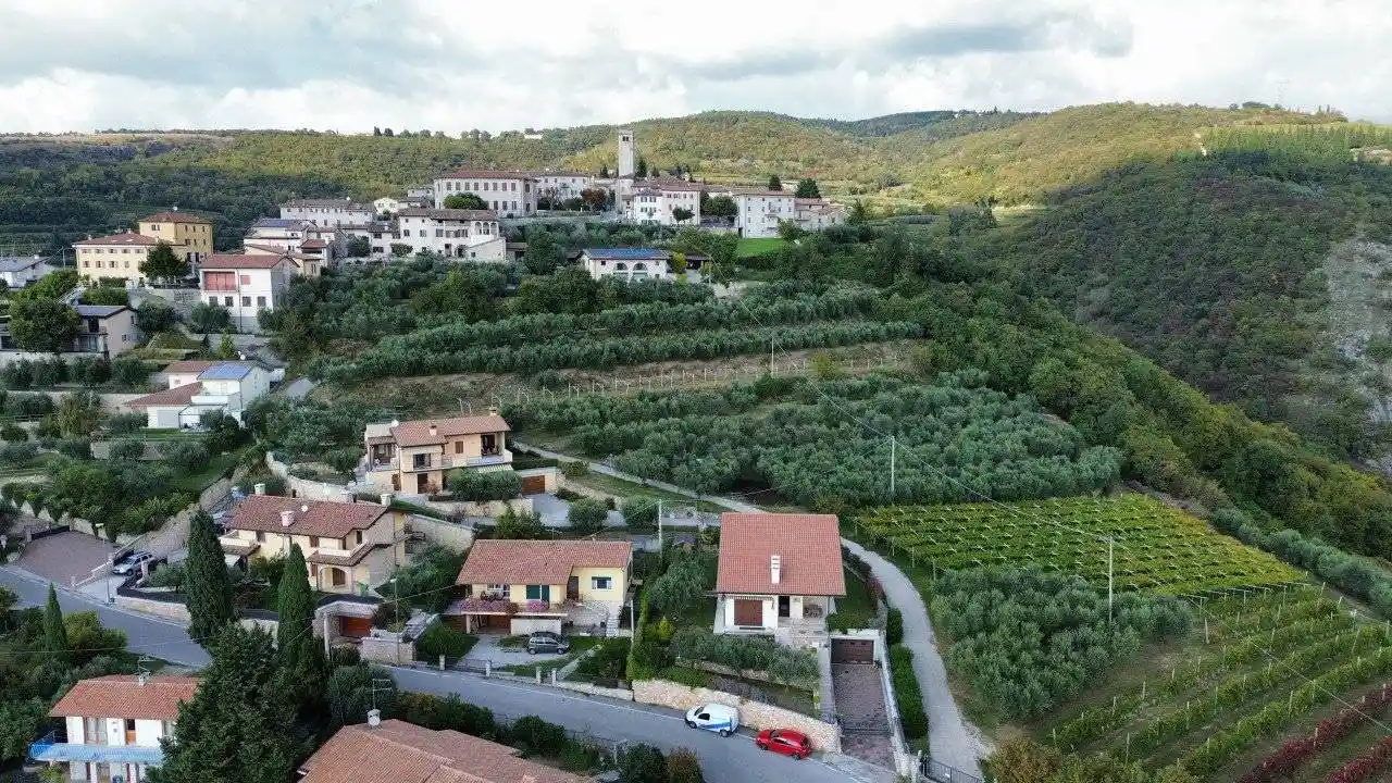 Terratetto unifamiliare 290 m², Parona, Verona - foto 5