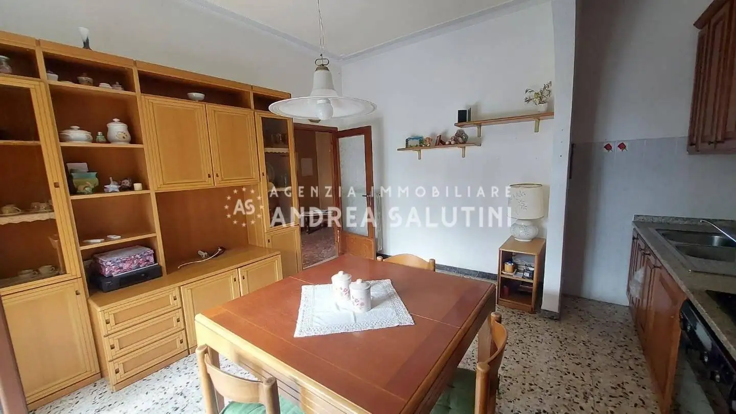 Terratetto unifamiliare 150 m², buono stato, Centro, Calcinaia - foto 2