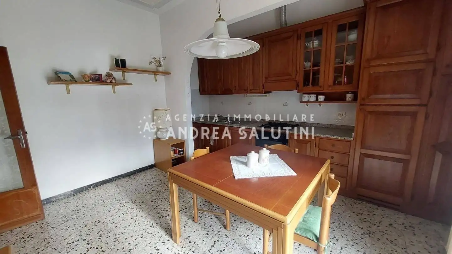 Terratetto unifamiliare 150 m², buono stato, Centro, Calcinaia - foto 3