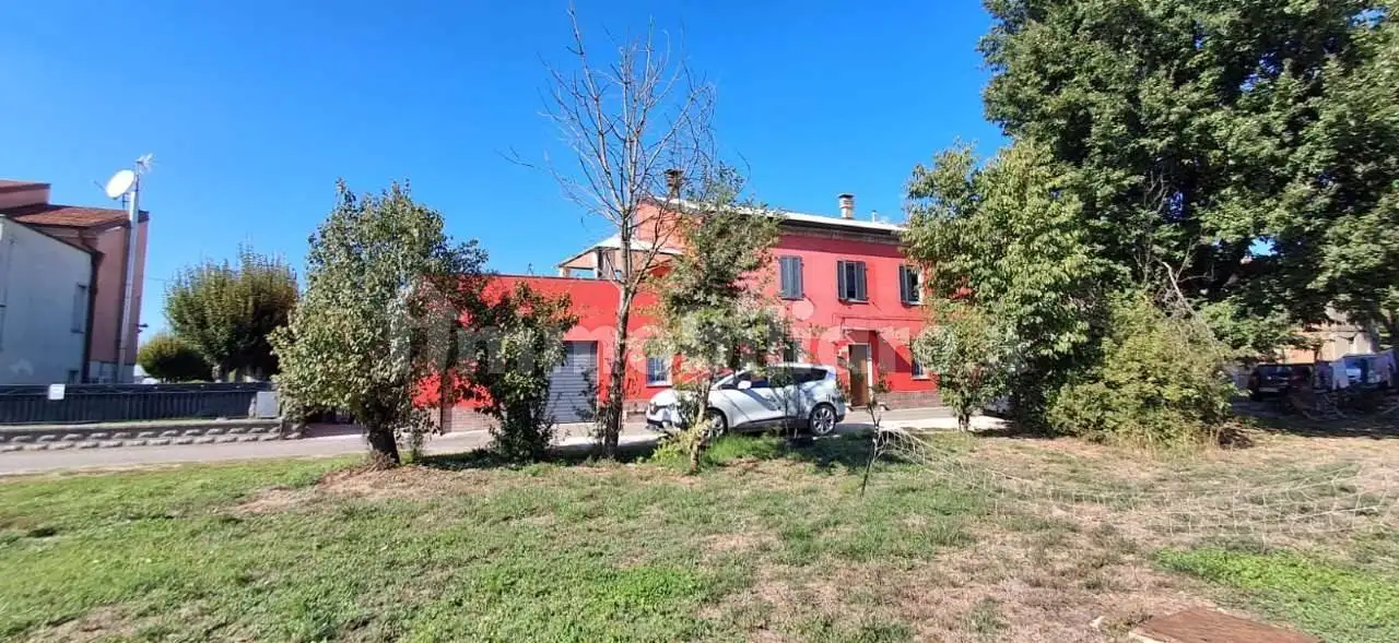 Casa indipendente in vendita a Fiorenzuola d'Arda