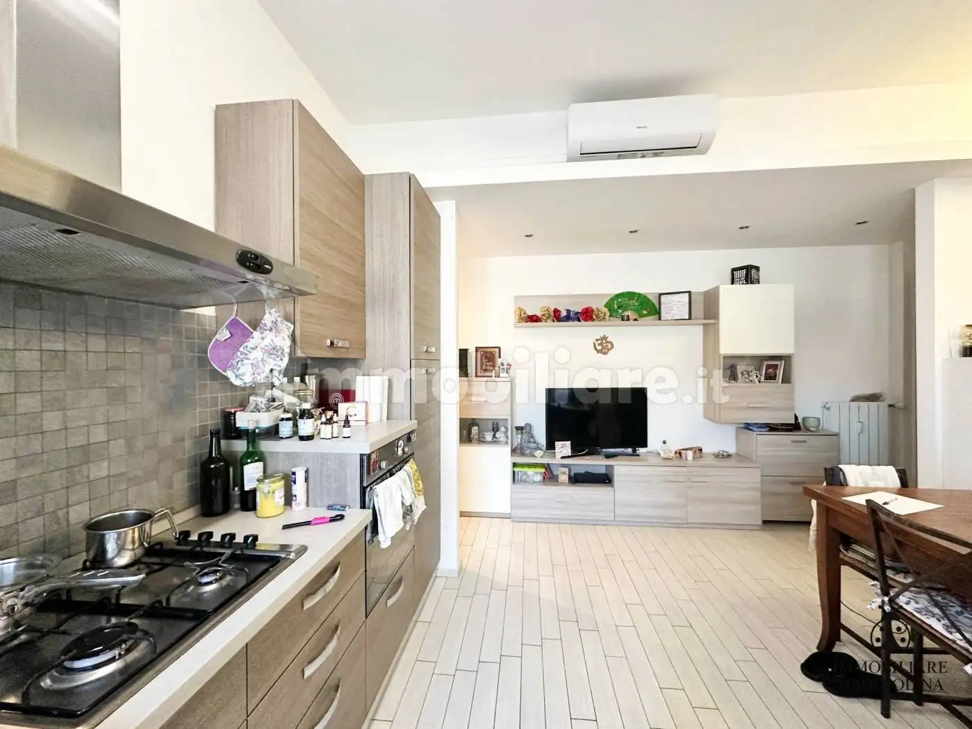 Appartamento in vendita a Vezzano Ligure