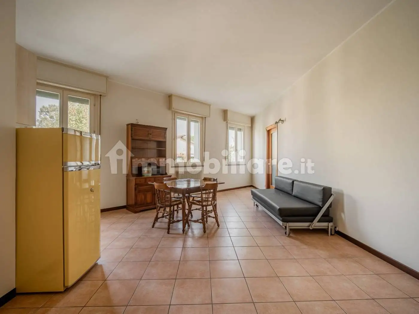 Bilocale piazza Martiri della Libertà 9, Centro, Casalgrande - foto 2