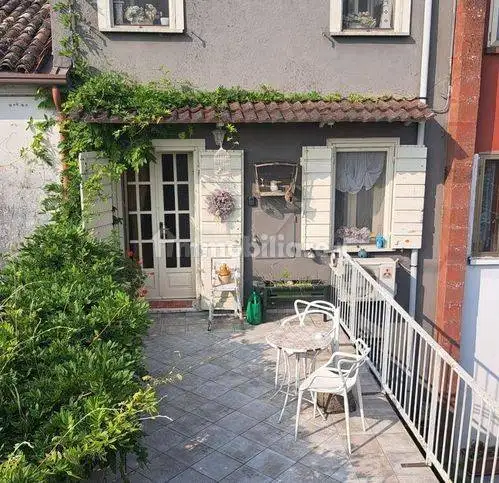 Villetta a schiera in vendita a Bagnolo San Vito