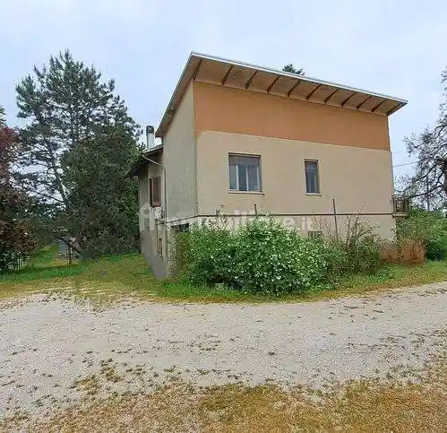 Villa in vendita a Suzzara