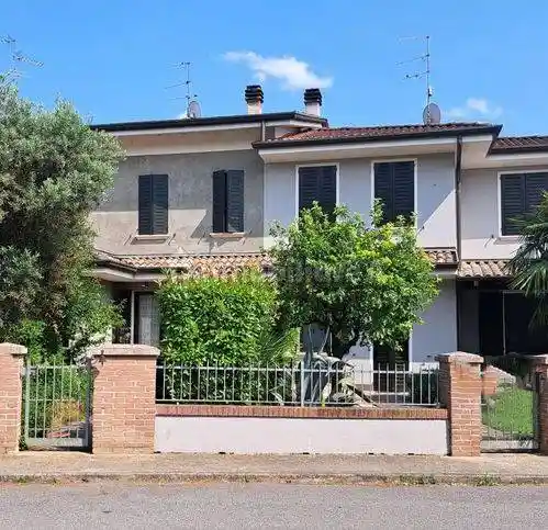 Villetta a schiera - foto 2