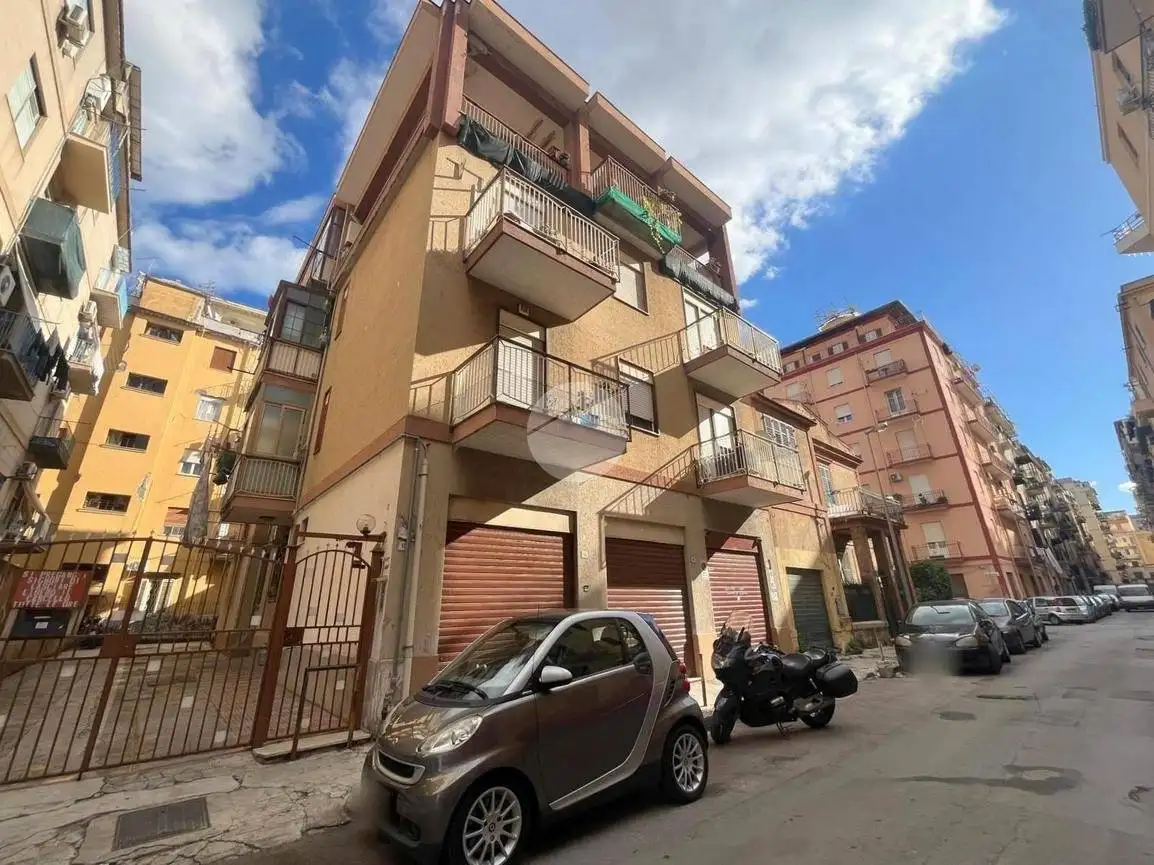 Appartamento in vendita a Palermo